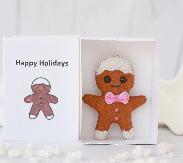 Gingerbread man in a matchbox. Presents for boyfriend. Chris - Inspire  Uplift