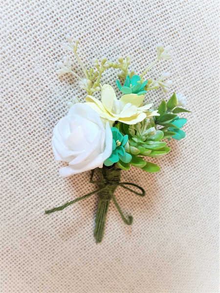 boutonniere-with-succulent-5.jpg