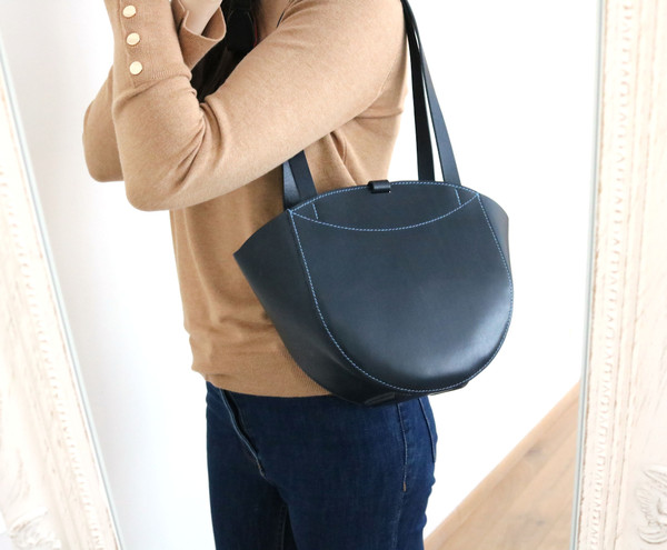 blue-tote-leather-bag-tuscan-vegetable-tanned-3.JPG
