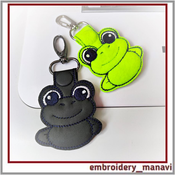 In-the-hoop-embroidery-design-Keychain-Frog