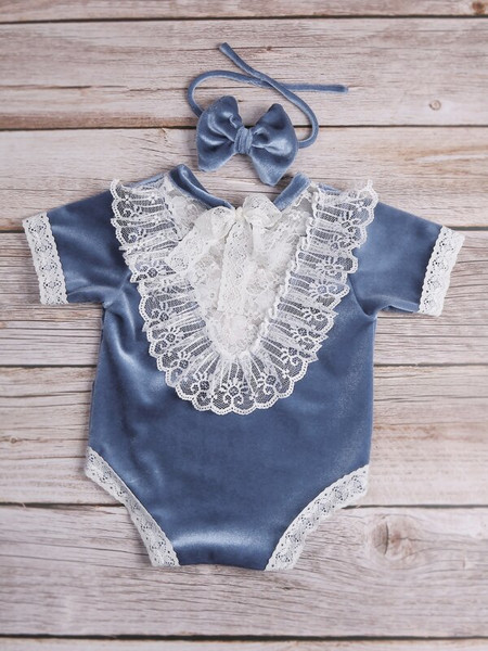 Newborn Girl Lace Ruffle Trim Velvet Bodysuit Headband Photography Prop Photography Set Baby Clothing (4).jpg