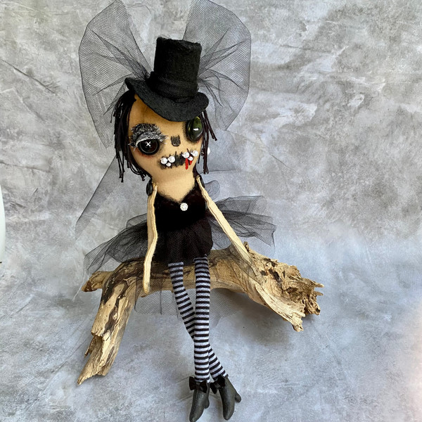 Scary & Creepy Gothic Toys, Gothic Collectables