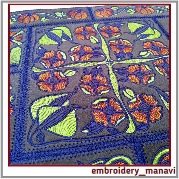 Set-with-a-flowers-Machine-Embroidery-Designs
