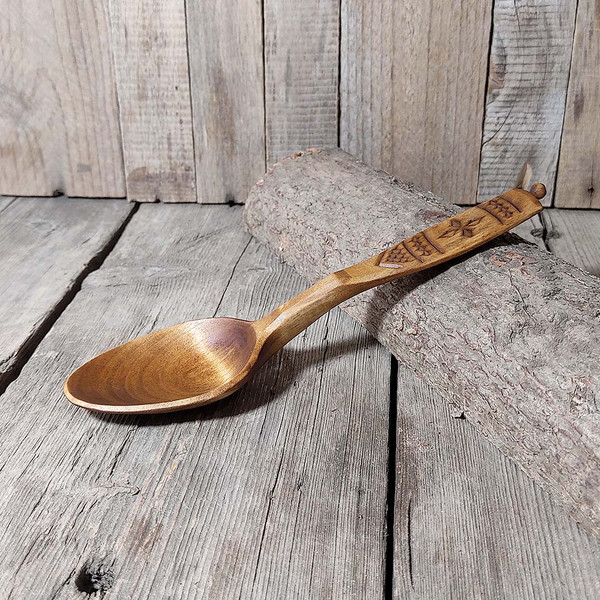 Meidiya Wooden Spoons for Eating,Solid Wood Curved Handle Large
