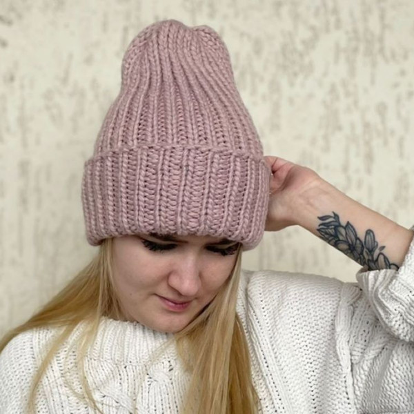 Pink_warm_winter_womens_hat_1