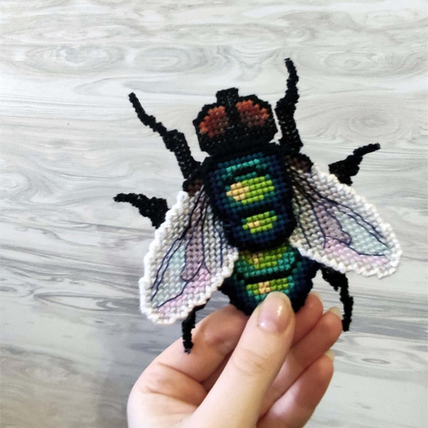 Realistic fly cross stitch pattern PDF for plastic canvas , - Inspire Uplift