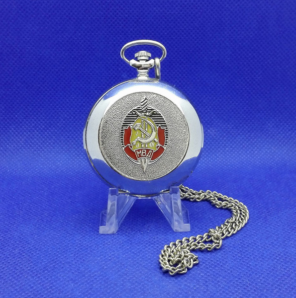 soviet-mechanical-watch.jpg
