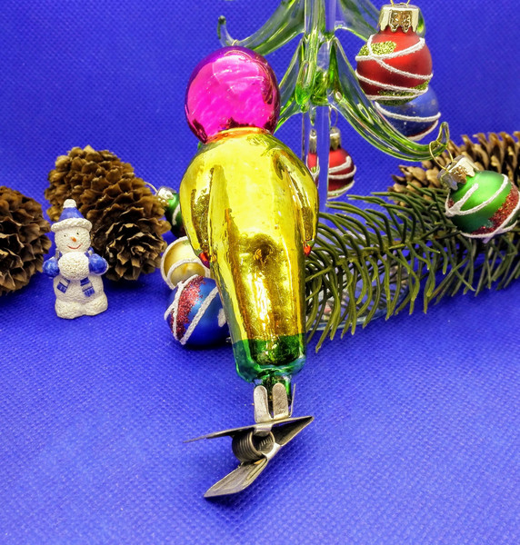 christmas-glass-ornaments.jpg