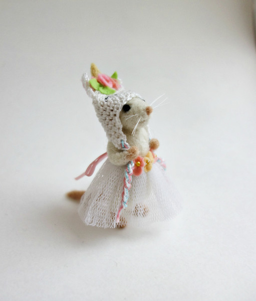 miniature-mouse-unicorn-costume-2