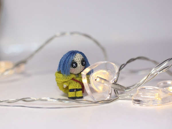 Coraline-miniature-doll-cute-gift.jpg