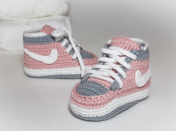 baby-girl-shoes.jpg