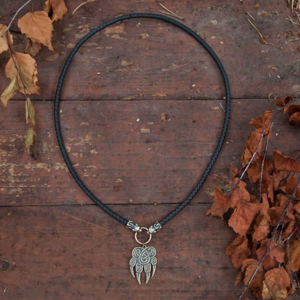viking-necklace.jpg