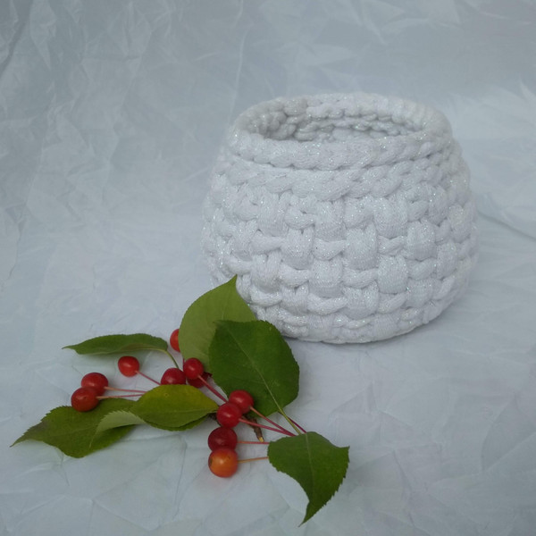 basket-white-crocheted-small-decor-for little things-12.jpg