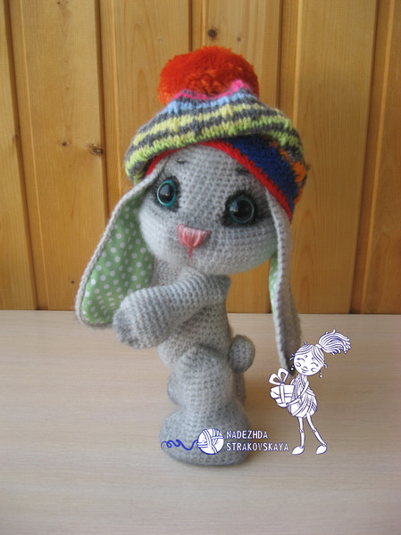 Bunny-in-beret-1.jpg