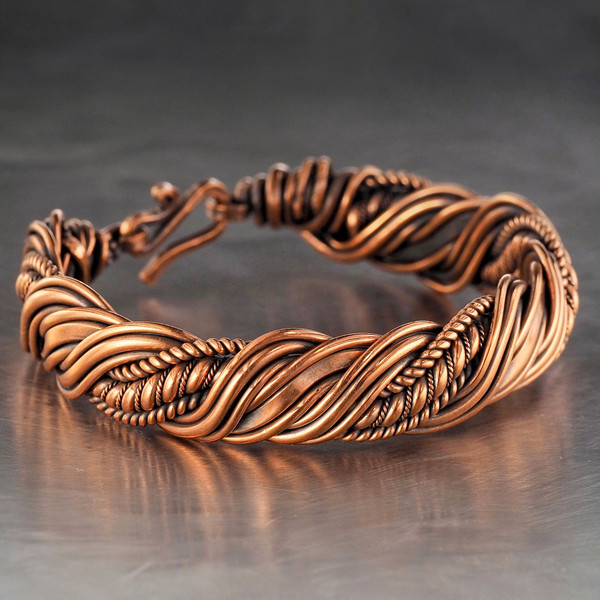 wirewrappedcopperbracelet (2).jpeg