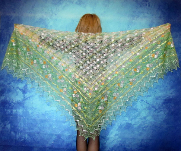 Green embroidered Orenburg Russian shawl, Hand knit cover up, Wool wrap, Handmade stole, Warm bridal cape, Lace kerchief 2.JPG