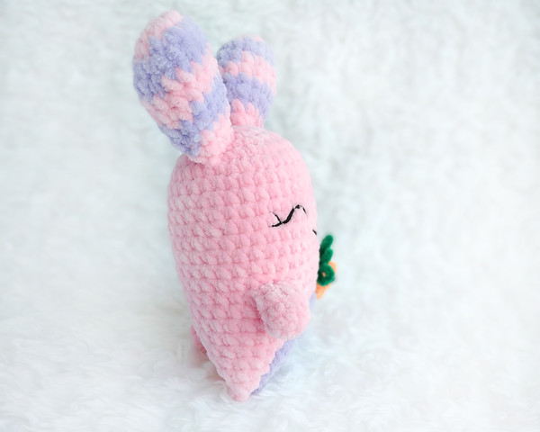 crochet-bunny-pattern (8).jpg