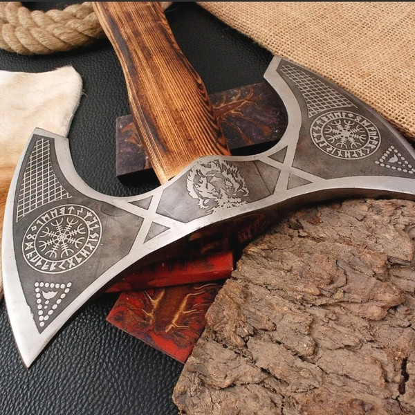 Handmade Steel Tomahawk Axe Throwing Viking Hunting Axe IN US.jpeg