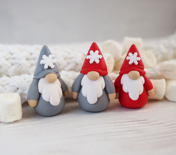 Miniature Christmas Gnome / Fairy Garden Gnome figurine / Gn - Inspire  Uplift
