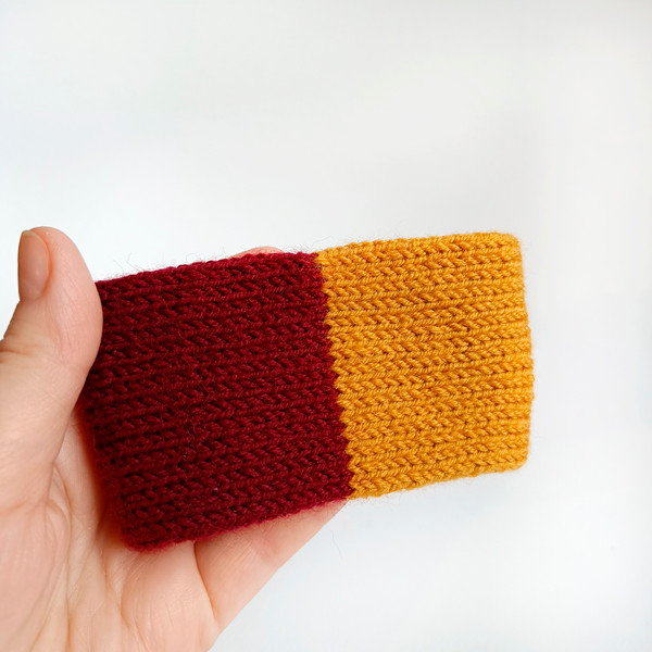Gryffindor Coffee cup holder knitting pattern Graduations gift cup holder knitting pattern pdf How to knit cup holder