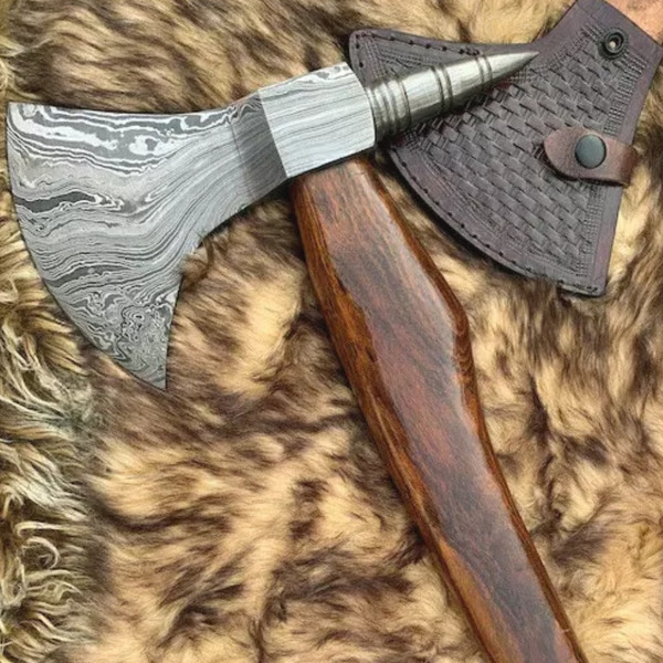 Hand-Forged-Damascus-Steel-Tomahawk-Viking-Axe.jpeg