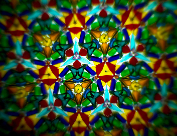 Color-glass-pattern-kaleidoscope-custom-gift1.jpg