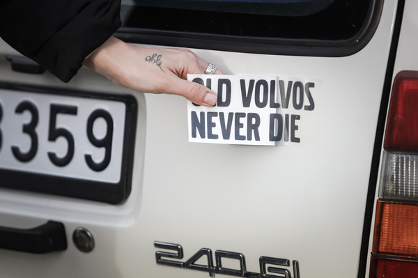 Old volvo's never die-Auto-Aufkleber / Aufkleber / Außenaufkleber