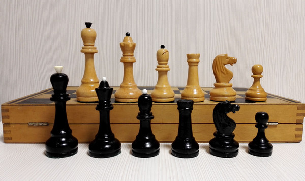 large-russian-chess.jpg