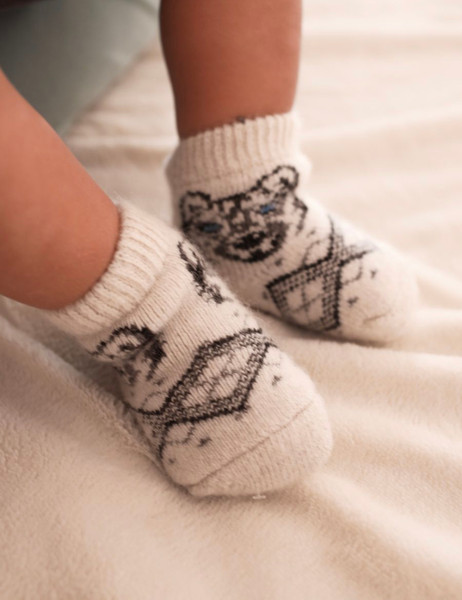 baby-socks-wool-warm.jpeg