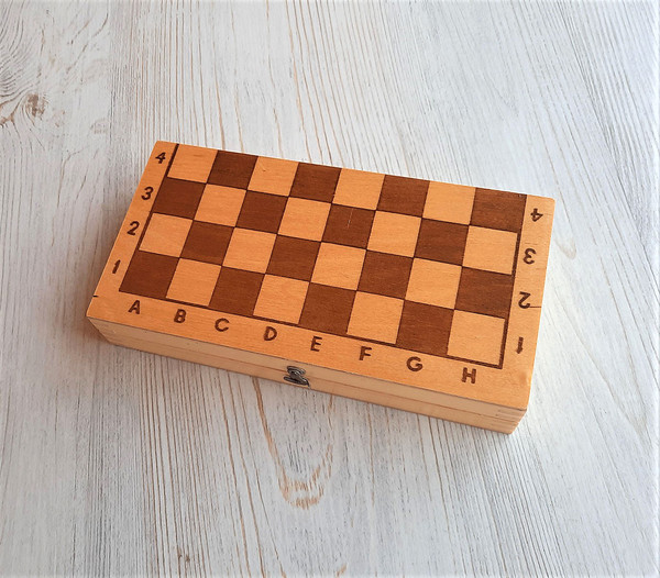 mini_chessboard5.jpg