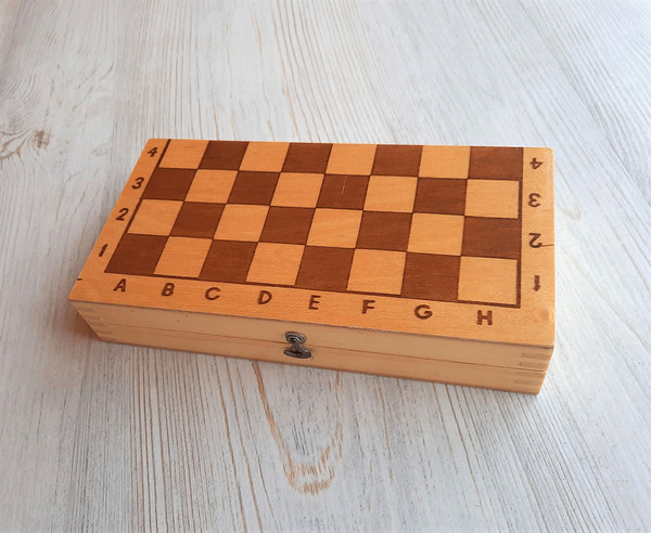 mini_chessboard4.jpg