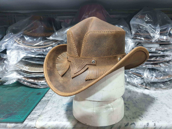 Rambler Fringed Band Leather Hat (7).jpg