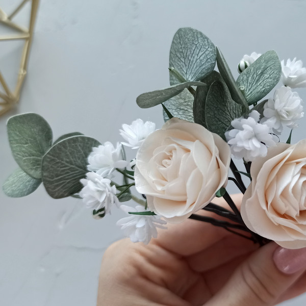 Sage-green-eucalyptus-wedding-hair-pins-Light-peach-roses-bridal-hairpiece-Rustic-wedding-headpiece-Babys-breath-flower-18e.jpg