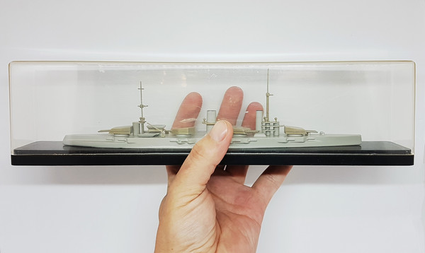 10 Vintage USSR diecast Ship model Line ship Battleship GANGUT 1970s.jpg