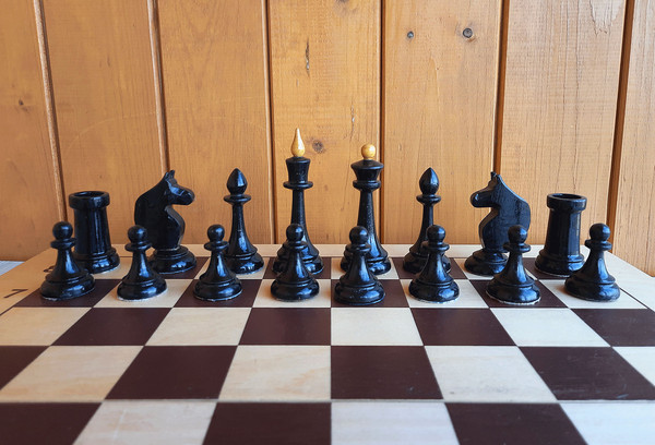 russian_board_chess_gambit6.jpg