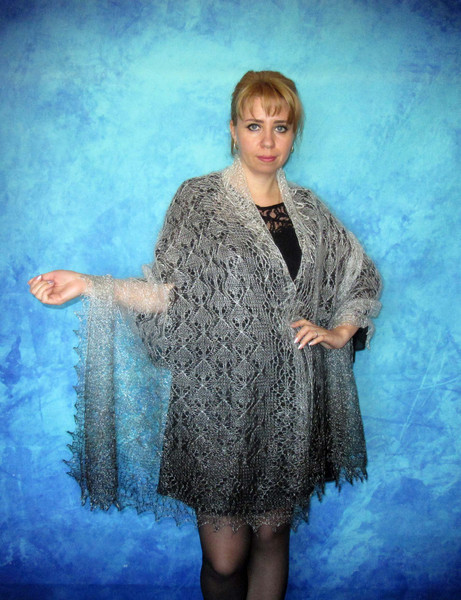 Hand knit gray downy scarf, Handmade Russian Orenburg shawl, Goat wool cover up, Lace pashmina, Kerchief, Stole, Tippet, Warm wrap, Cape, Gift for a mom.JPG