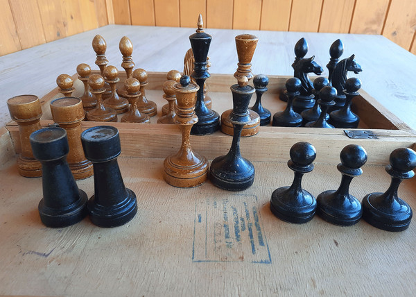 antique_great_chess1.jpg