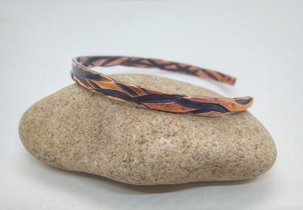 copper bracelet2.jpeg