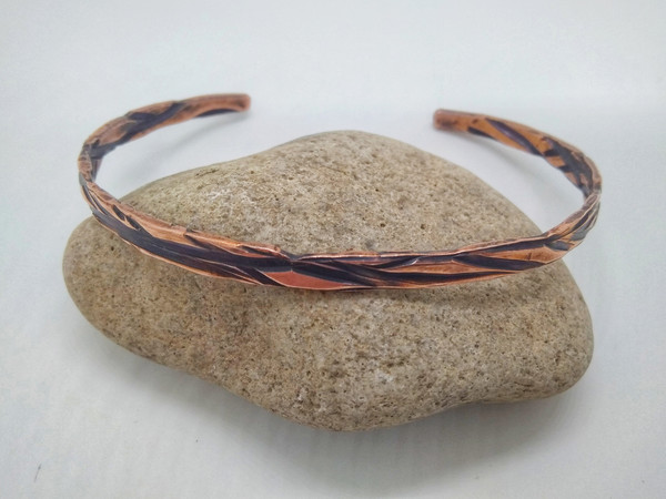 copper bracelet3.jpeg