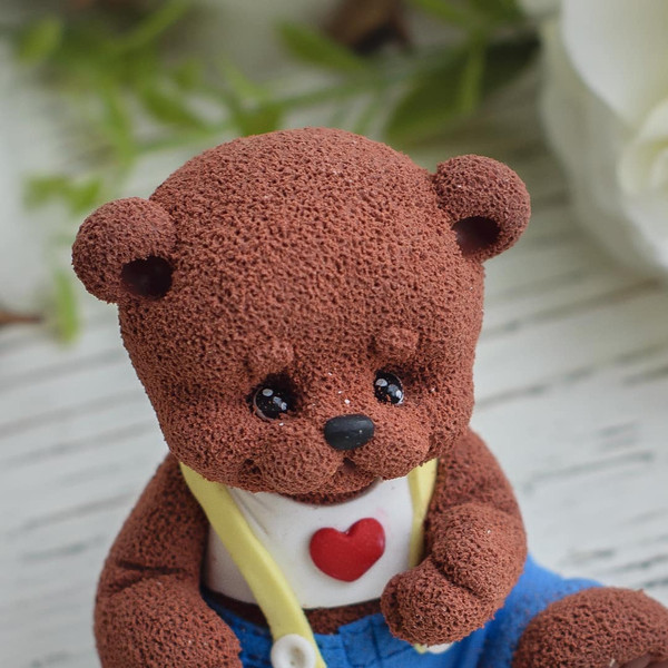 Silicone mold 3D Bear with hearts for soap, chocolate, candles FREE  SHIPPING - Crealandia