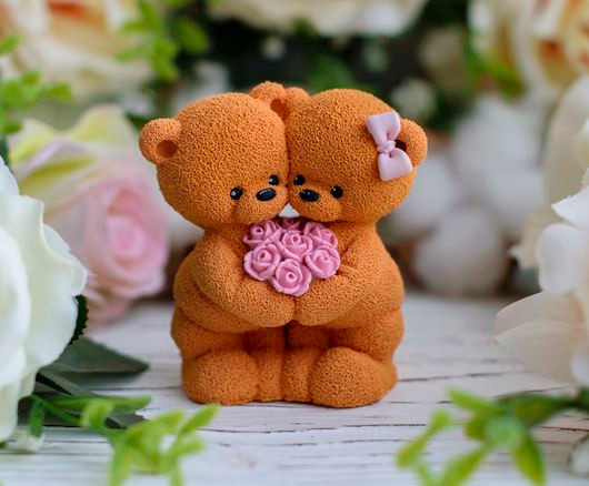 Rose Bear Silicone Candle Mold | Betterbee