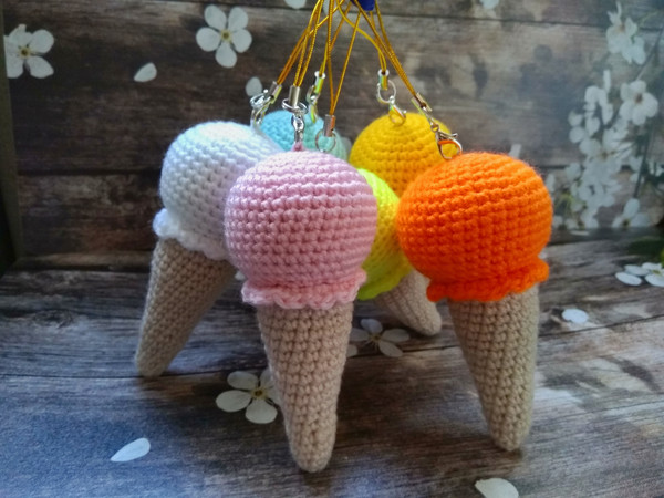 fake-crochet-ice-cream-easy.jpeg