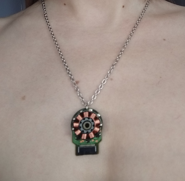 cybertech-necklace-for-her
