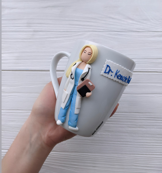 Personalized Registered Nurse Design 16oz Coffee Mug, Nursing Student's  Gift Mugs, Car Cup Holder Fit Coffee Cup