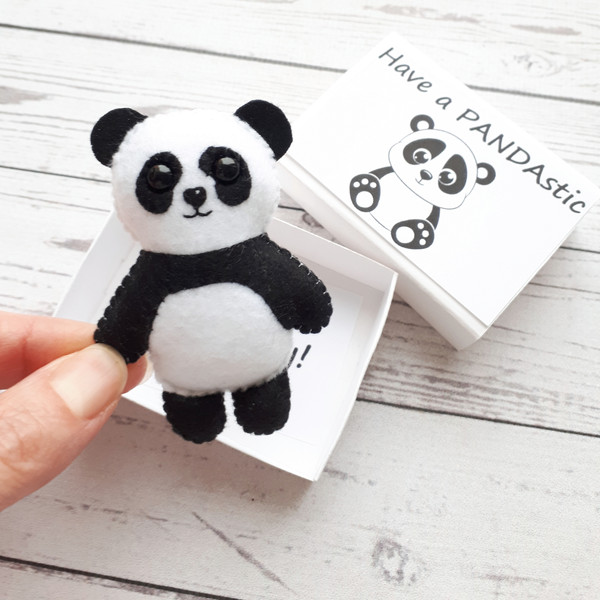 17 Handmade Personalized Gifts for Nurses that are Awesome and Unique -  Manda Panda Projects