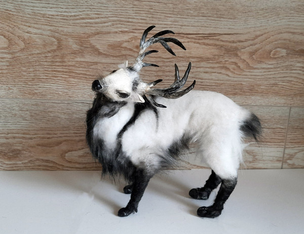 deer collectible toy