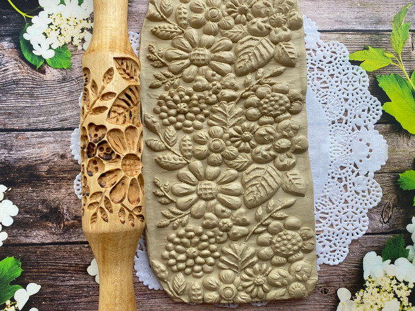 Engraved rolling pin, embossed rolling pin, with flower - Inspire