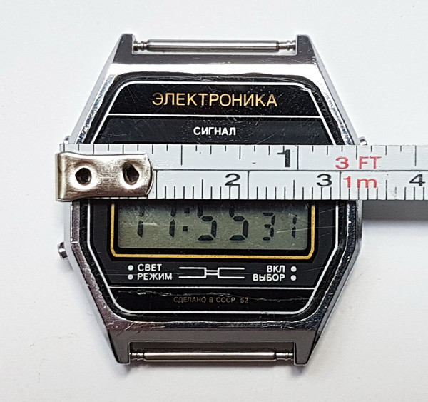 12 1980s Vintage USSR Digital Watch ELECTRONIKA SIGNAL in original box.jpg