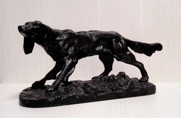 hunting-dog-figurine.jpg