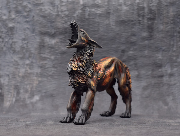black-wolf-monster-figurine-sculpture-toy-animal-3.JPG